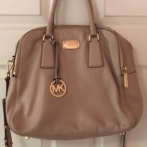 Michael kors cross body bag